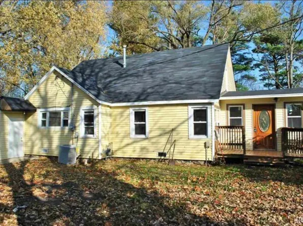 204 Gordon Rd, Monticello, IN 47960