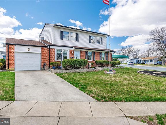 5th image of 1035 Sunnybrook Dr