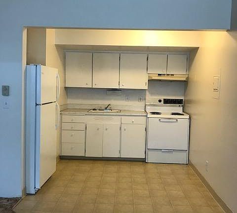 2nd image of 2507 E Mill Plain Blvd APT 2