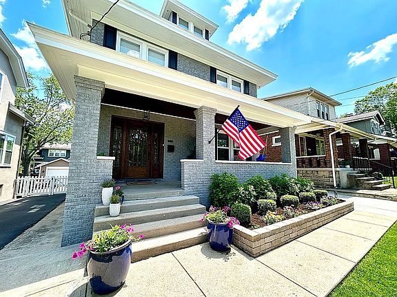 4th image of 3642 Brentwood Ave