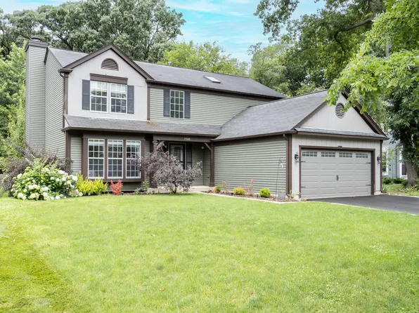 1340 Yellowstone Pkwy, Algonquin, IL 60102