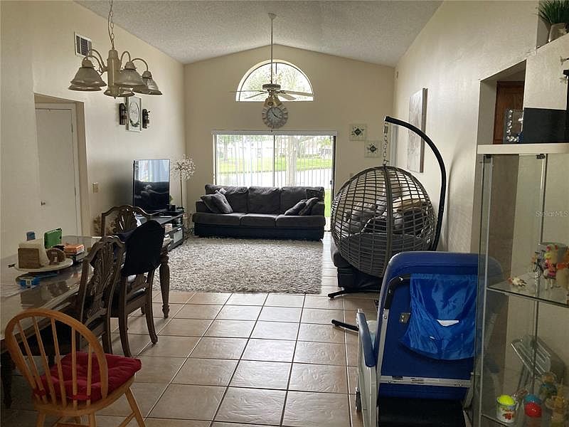 1st image of 1001 Whalebone Bay Dr
