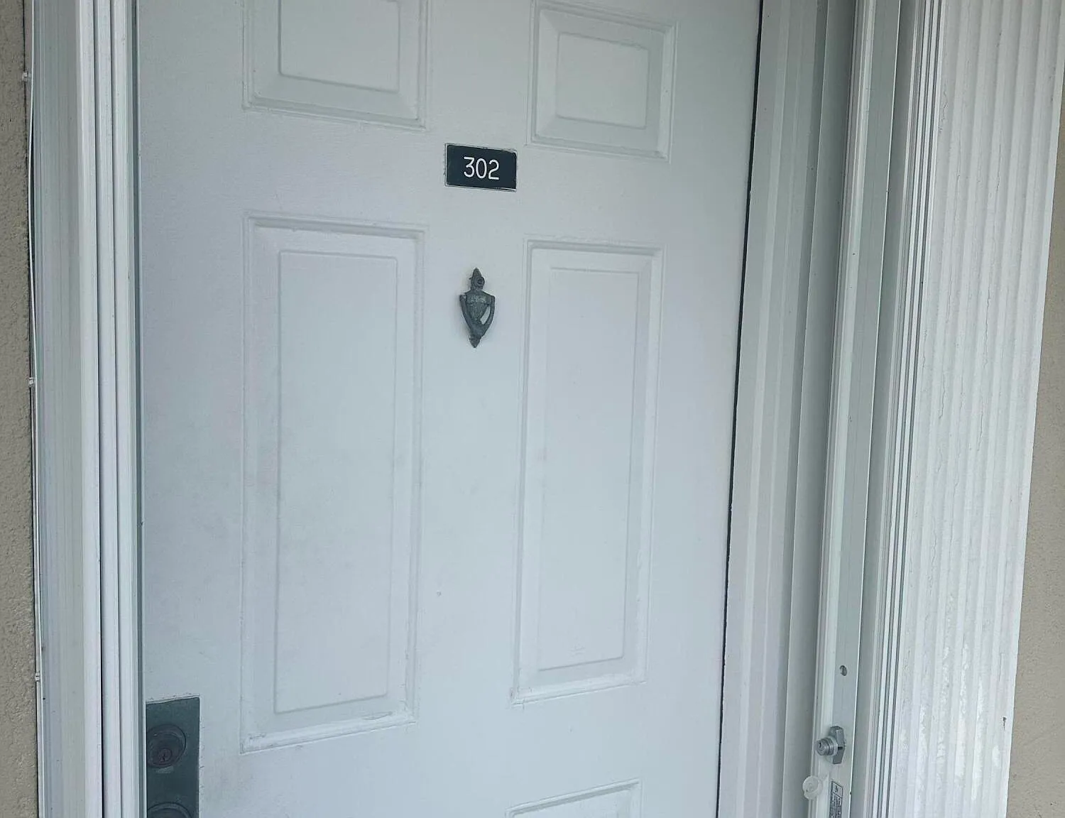 2 bed, 2.0 bath, 1442 sqft, $2,000 — Photo 2