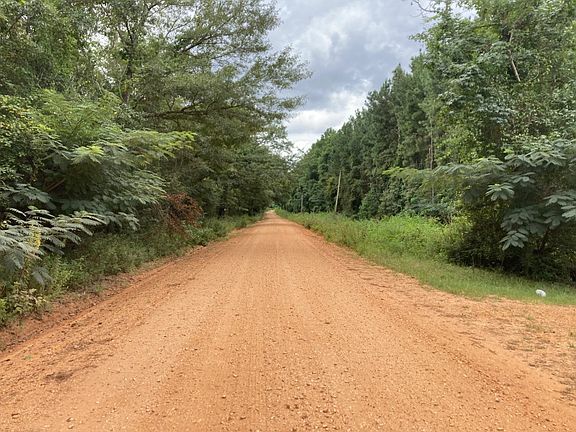 4th image of 615 County Road 21 N