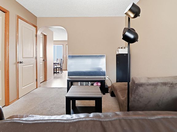 5th image of 320 Spruce Ridge Rd #13