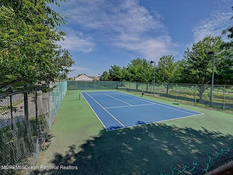 48 Rutland Ln — Photo 37
