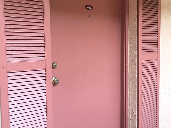 3rd image of 11207 N Kendall Dr APT A117
