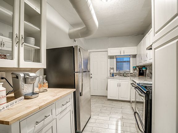 5th image of 1628 NW 17th St #1