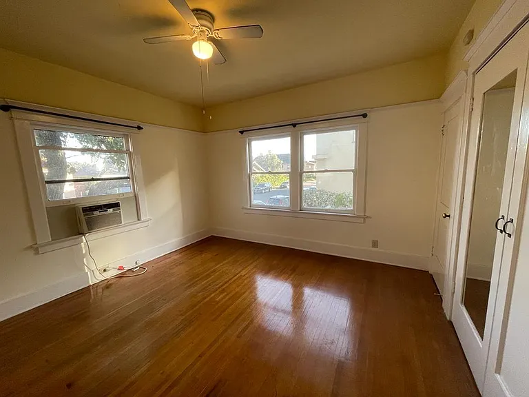 1715 Rodney Dr #1 — Photo 5