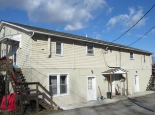 33 Chalfin Ln E, Lehighton, PA 18235