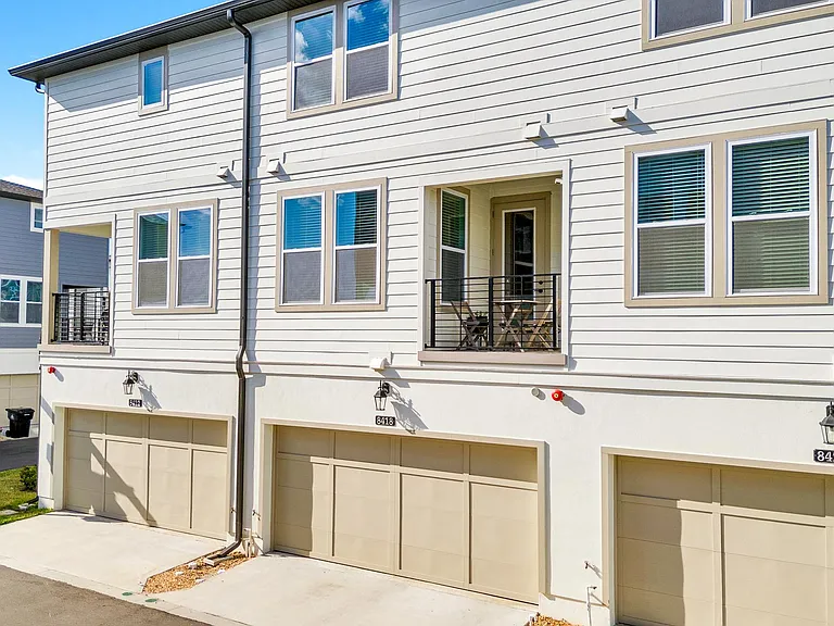 8418 Sperry St — Photo 28