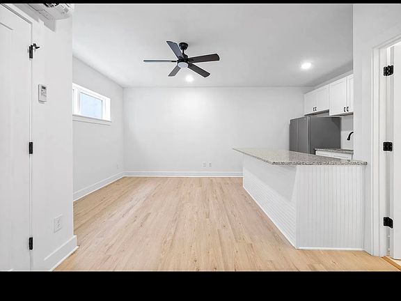 3rd image of 126 Blackman St #126B