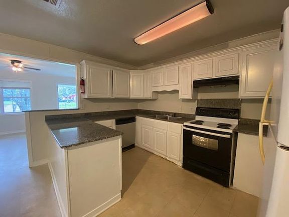 4th image of 4726 Cardinal Dr