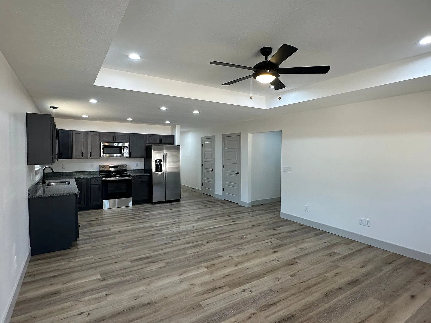 NEW 5 Bed 3 Bath w/ Walk Out Basement Waynesville School District — Photo 4