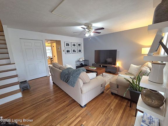 2nd image of 2821 Bexley Ct