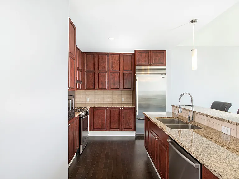 610 E Market St #2615 — Photo 5