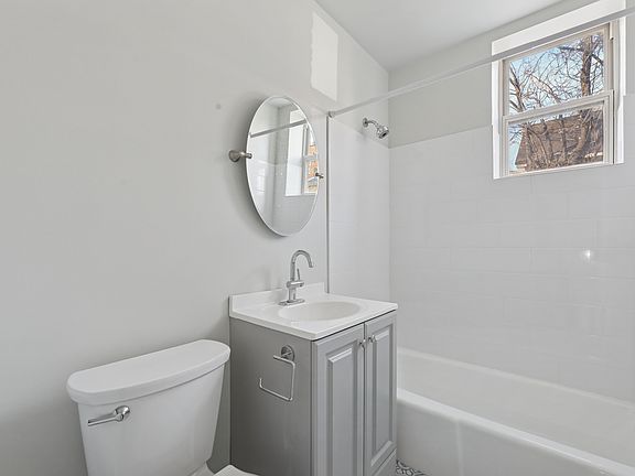 2nd image of 94 Park Ave APT 3