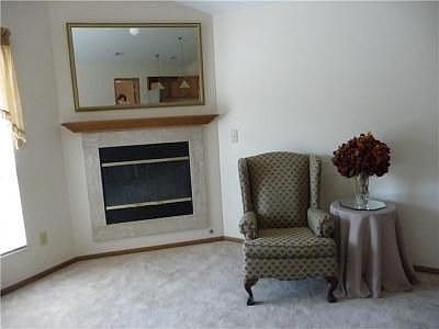 3rd image of 4984 Meadow Run Dr