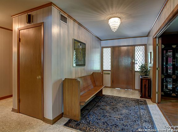 3rd image of 339 Royal Oaks Dr