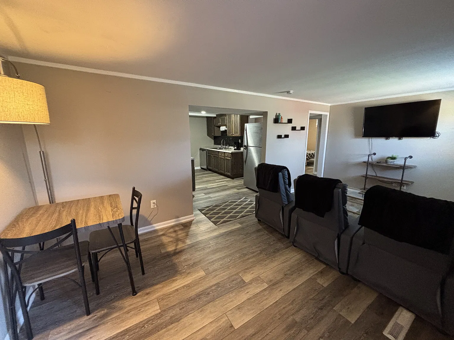 102 Tracy Drive - 1 — Photo 4