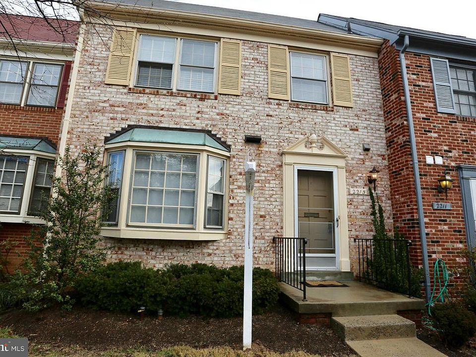 1st image of 2215 N Somerset St