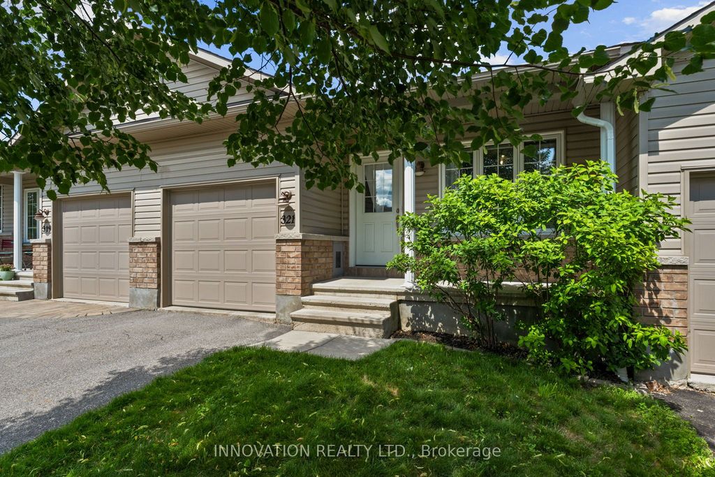 321 Finner Ct, Mississippi Mills, ON - View 2