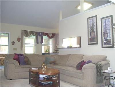 3rd image of 11436 Owenton Ct