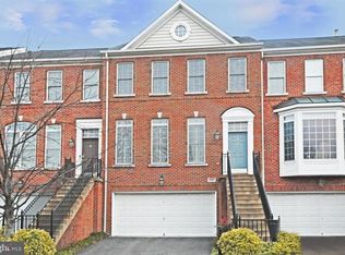 4047 Stewarts Bridge Ct, Fairfax, VA 22033