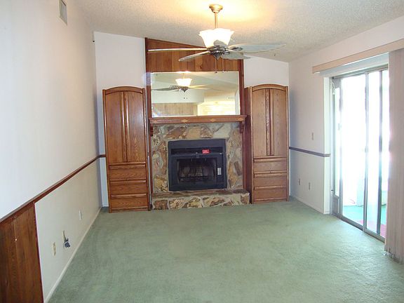 Family room with Fireplace