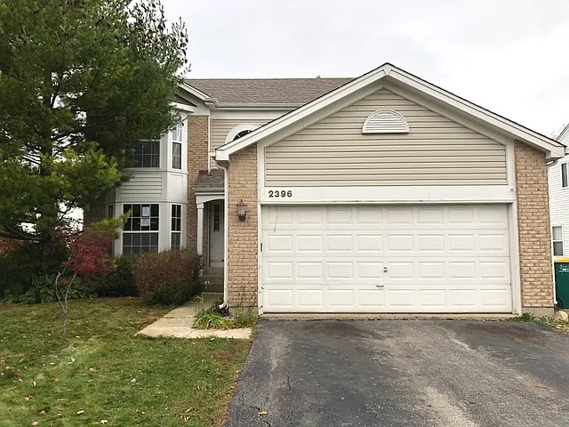 2396 N Rosewood Ln photo 1