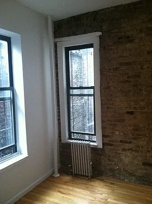 Rented by Urban Real Estate Inc | media 36