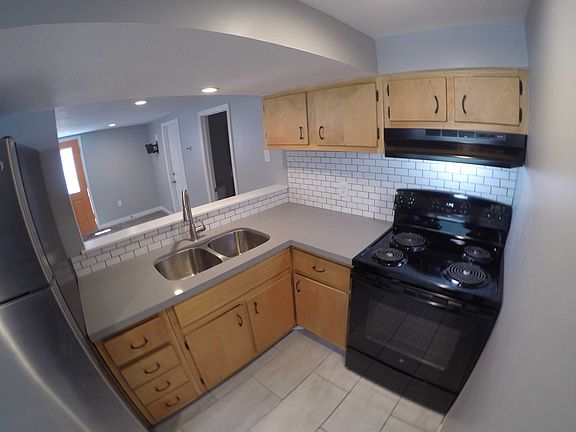 5th image of 2306 E Sunnyside Ave #B