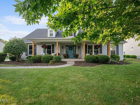 2nd image of 1206 Wildflower Dr