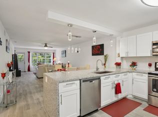 9185 Flynn Cir APT 6, Boca Raton, FL 33496