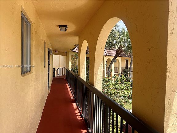 3rd image of 818 SW 9th Street Cir APT 203