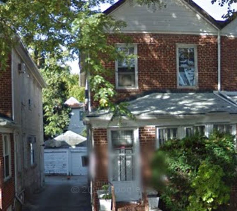 2nd image of 1322 E 5th St