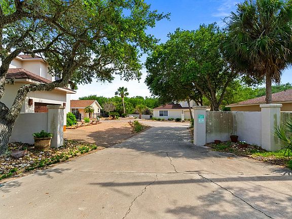 4th image of 114 Bay Ct