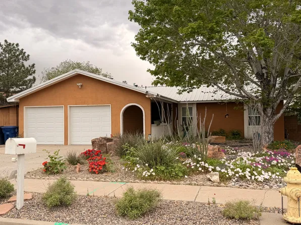 1115 Hupmobile Dr NE, Albuquerque, NM 87123