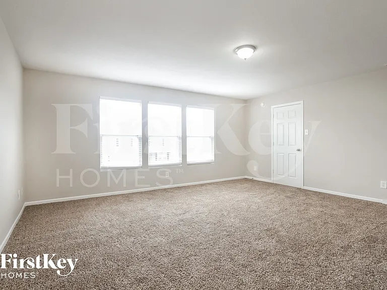 8419 Burket Way — Photo 7