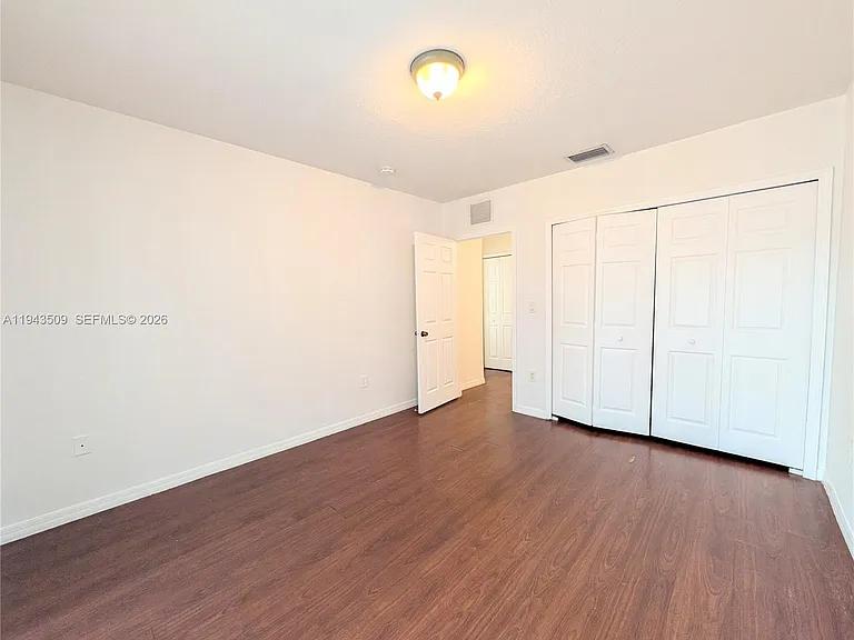 825 SW 6th Pl — Photo 28