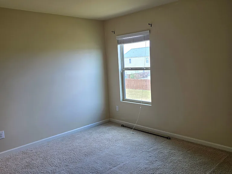245 Silver Willow Walk — Photo 8