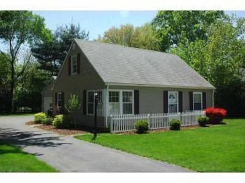 31001 Bexley Dr photo 1