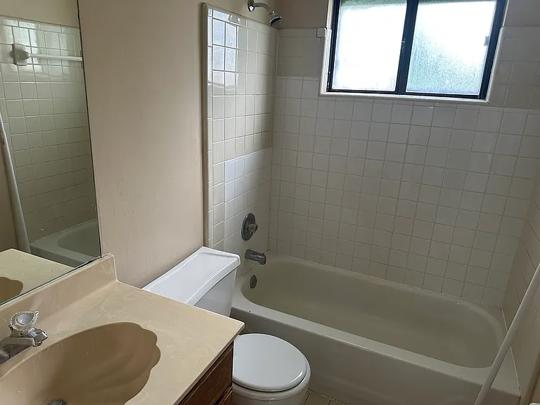 2787 Lanthorn Dr — Photo 16