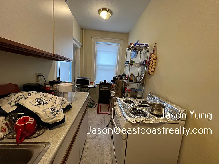 237 Kelton St #10 — Photo 17