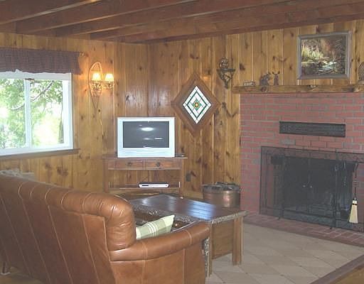 3rd image of 383 Mittry Ln