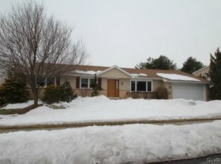 3012 Sequoia Dr, Macungie, PA 18062