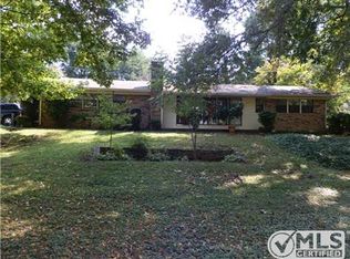 2100 Post Rd, Clarksville, TN 37043