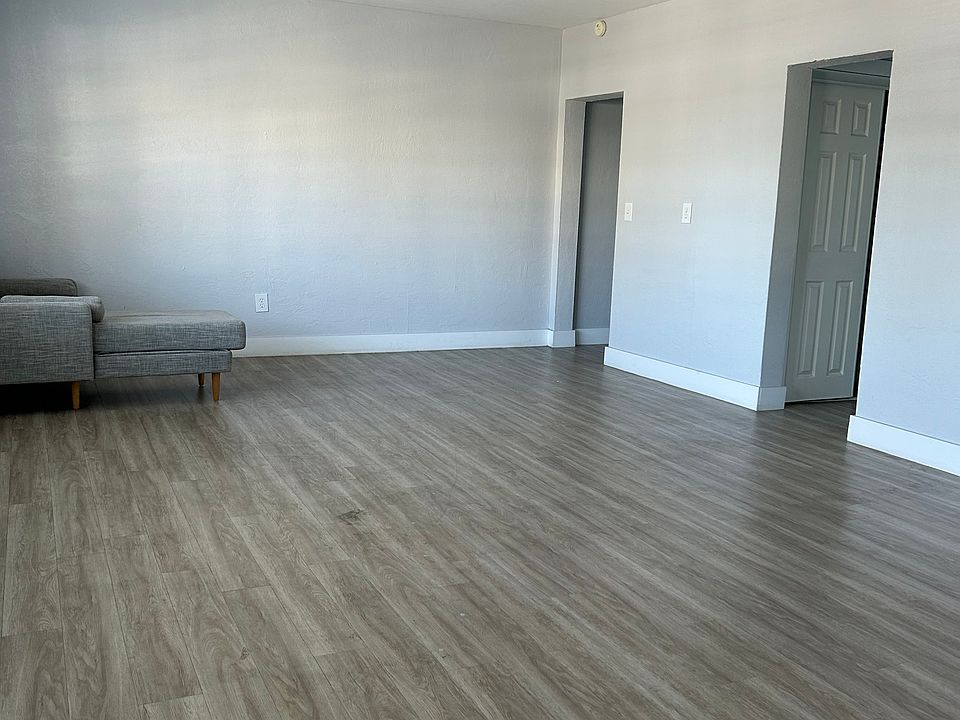 1st image of 7700 Tatum Waterway Dr #8