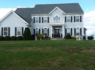 801 Derius Dr, Mickleton, NJ 08056