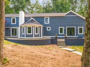 1 Charcoal Hill Rd, Westport, CT 06880